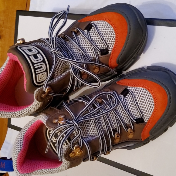 Gucci Flashtreck Sneakers!! NWT!! - Picture 3 of 6